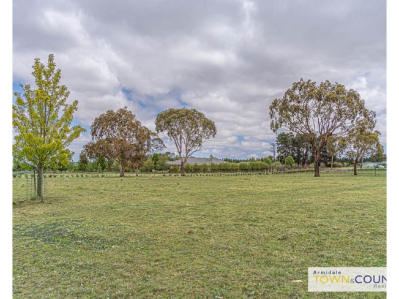 22 Post Way, Armidale NSW 2350