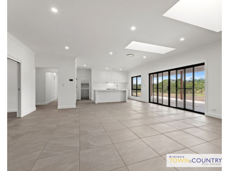 12 Rujula Lane, Armidale NSW 2350