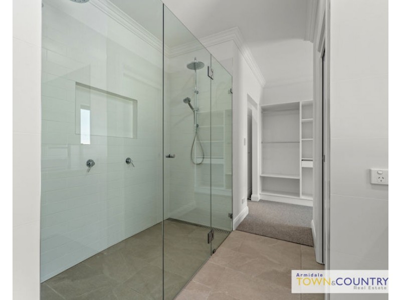 12 Rujula Lane, Armidale NSW 2350