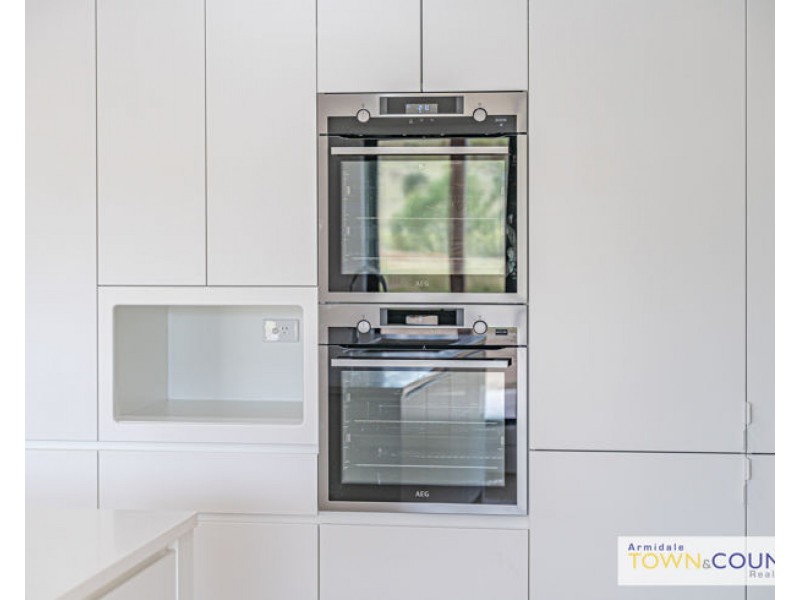 12 Rujula Lane, Armidale NSW 2350