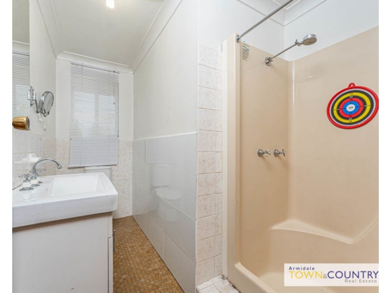 4/10 Dawson Avenue, Armidale NSW 2350