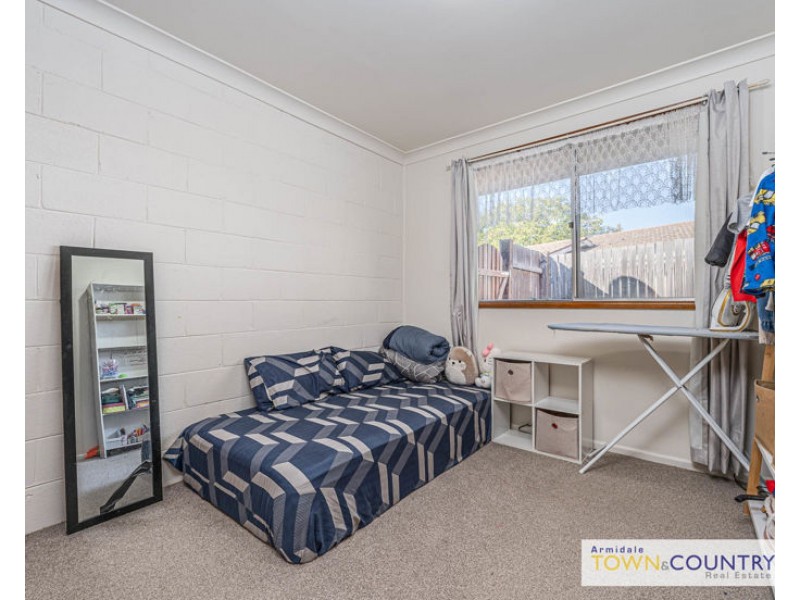 4/10 Dawson Avenue, Armidale NSW 2350