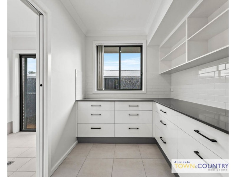 20 Bruce Close, Armidale NSW 2350
