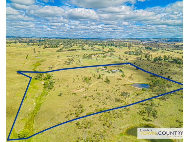 90 Milne Road, Armidale NSW 2350