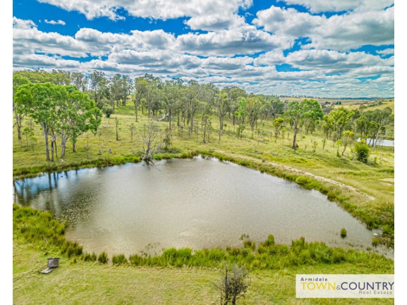 90 Milne Road, Armidale NSW 2350