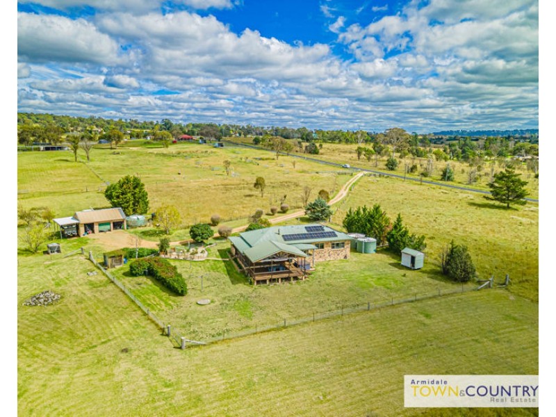 90 Milne Road, Armidale NSW 2350