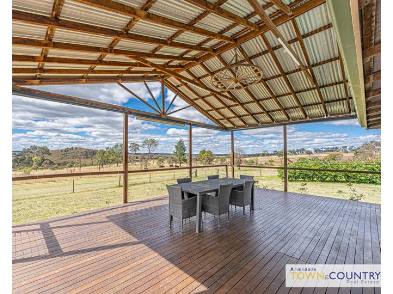 90 Milne Road, Armidale NSW 2350