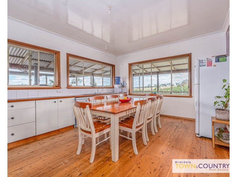 90 Milne Road, Armidale NSW 2350