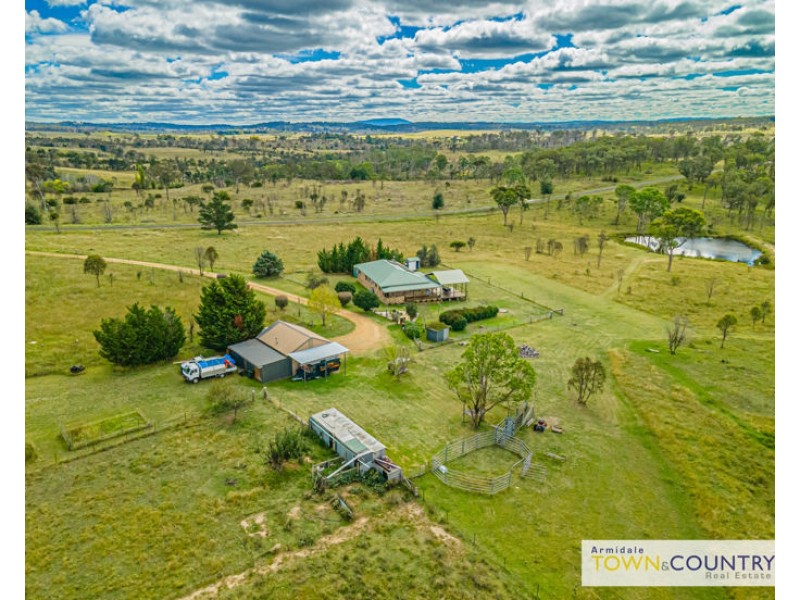 90 Milne Road, Armidale NSW 2350