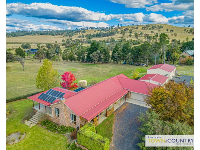 7 Highlands Road, Armidale NSW 2350