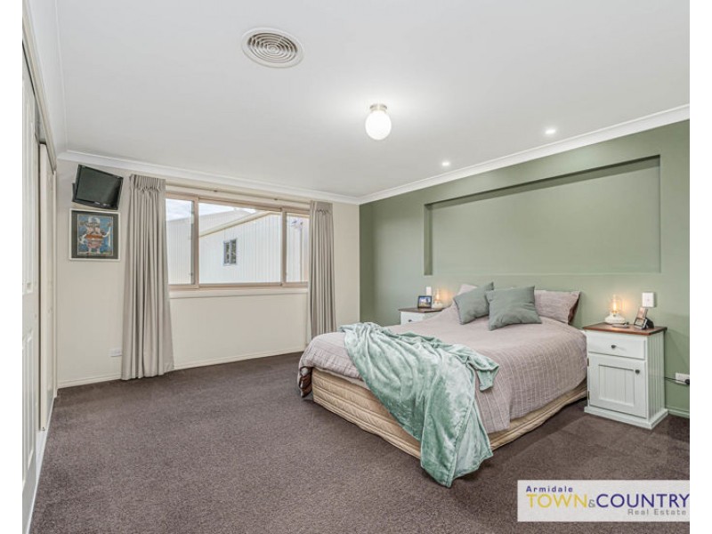7 Highlands Road, Armidale NSW 2350
