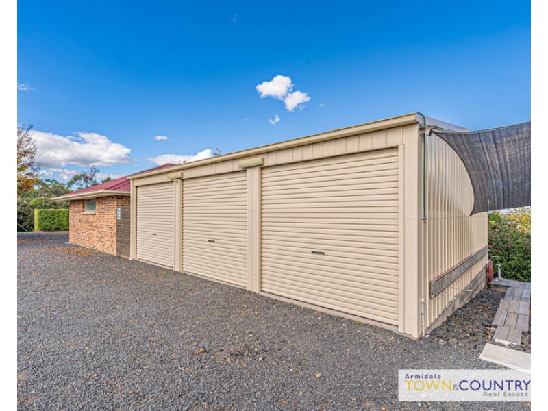 7 Highlands Road, Armidale NSW 2350