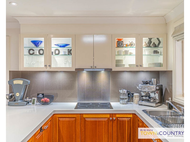 7 Highlands Road, Armidale NSW 2350