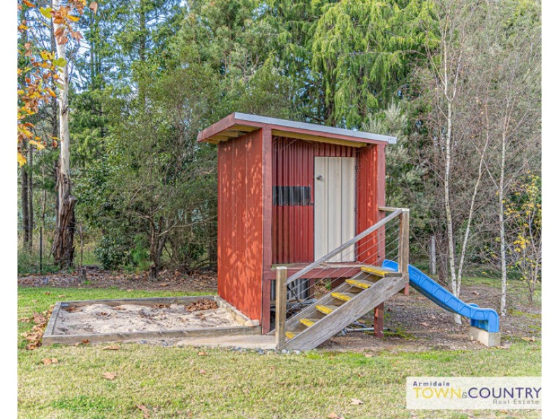 7 Highlands Road, Armidale NSW 2350
