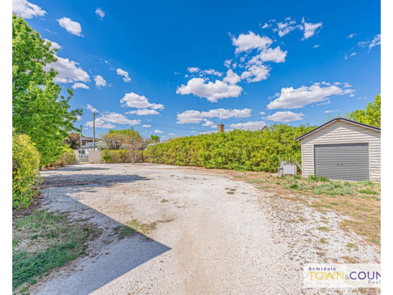 39 Marsh Street, Armidale NSW 2350
