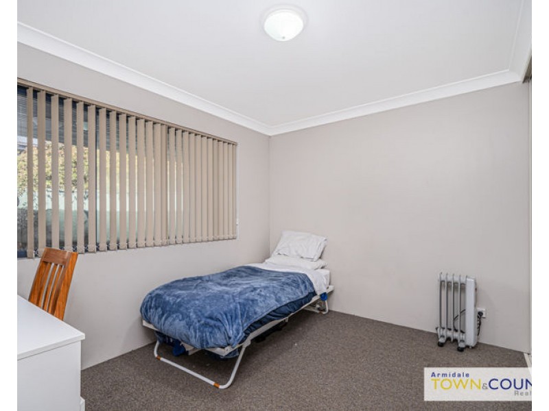 6 Grills Place, Armidale NSW 2350