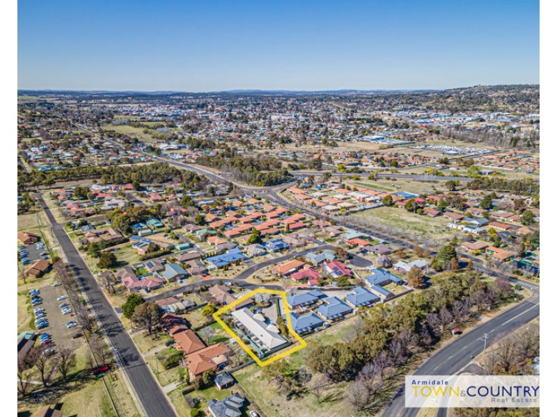 6 Grills Place, Armidale NSW 2350
