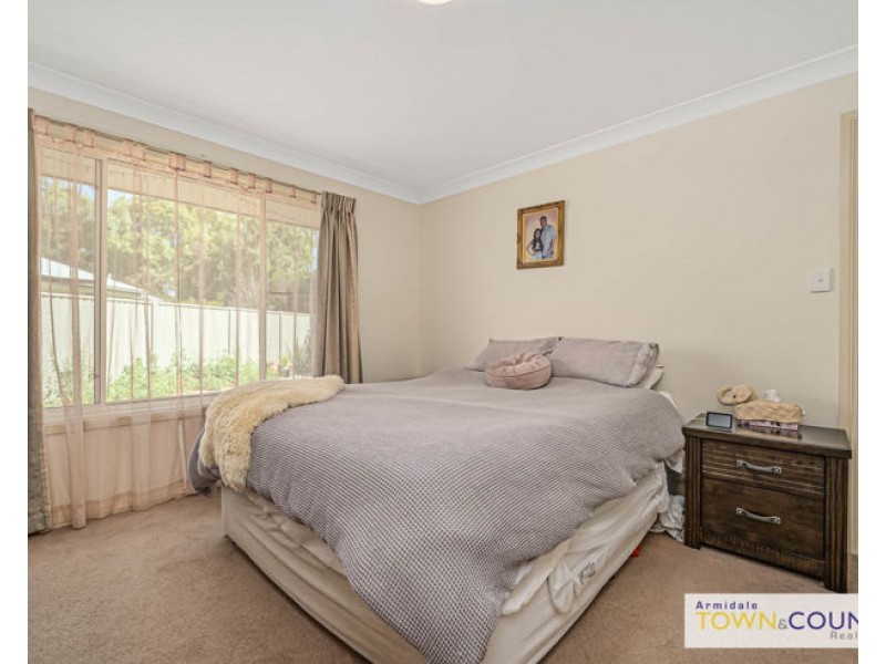 10 Rusden Court, Armidale NSW 2350
