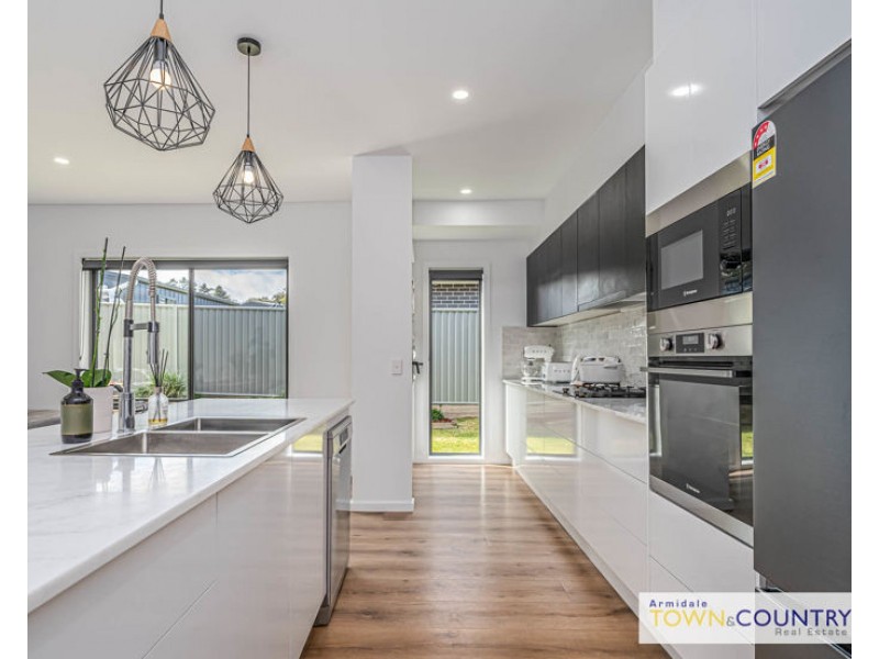 10 Peterson Drive, Armidale NSW 2350