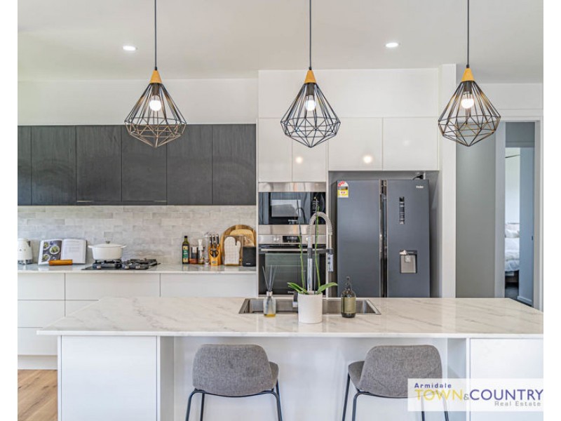 10 Peterson Drive, Armidale NSW 2350