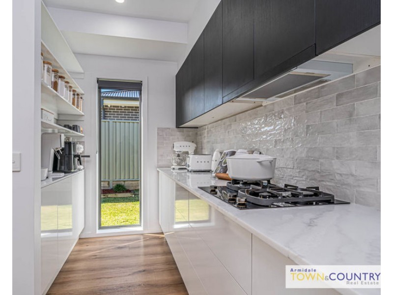 10 Peterson Drive, Armidale NSW 2350