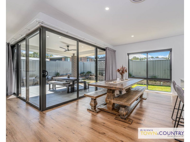 10 Peterson Drive, Armidale NSW 2350