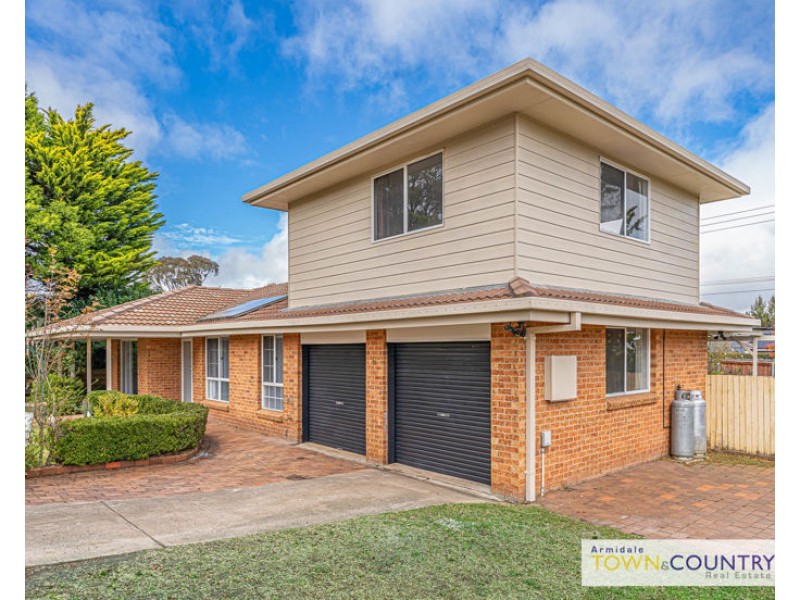6 Grantham Place, Armidale NSW 2350