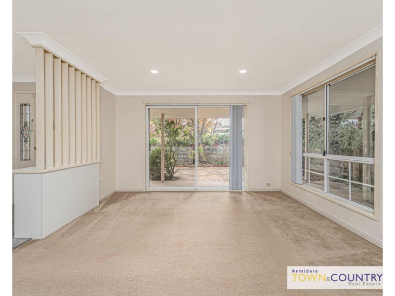 6 Grantham Place, Armidale NSW 2350