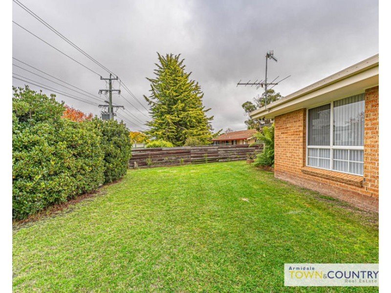 6 Grantham Place, Armidale NSW 2350