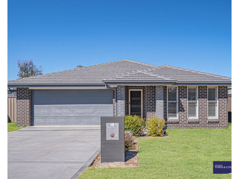 12 Spearmount Drive, Armidale NSW 2350