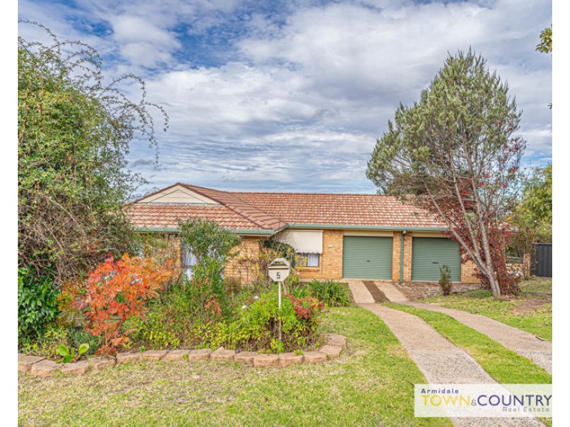 5 Cotterell Place, Armidale NSW 2350