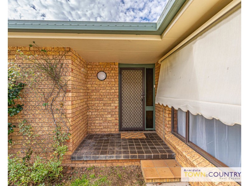 5 Cotterell Place, Armidale NSW 2350
