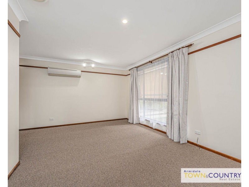 5 Cotterell Place, Armidale NSW 2350