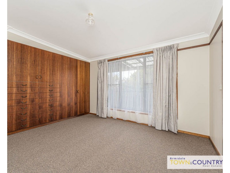 5 Cotterell Place, Armidale NSW 2350
