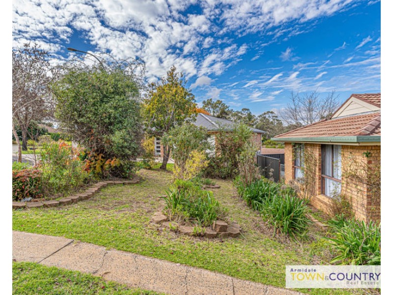 5 Cotterell Place, Armidale NSW 2350