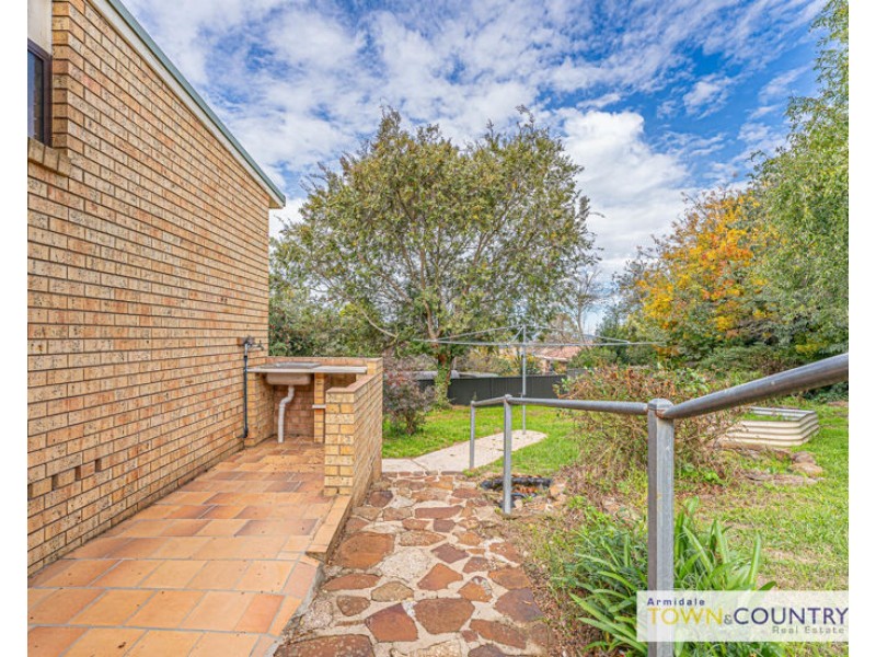 5 Cotterell Place, Armidale NSW 2350