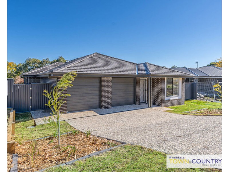 4B Niagara Street, Armidale NSW 2350
