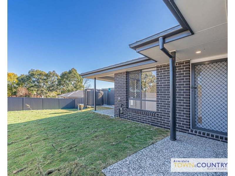 4B Niagara Street, Armidale NSW 2350