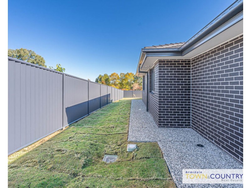 4B Niagara Street, Armidale NSW 2350