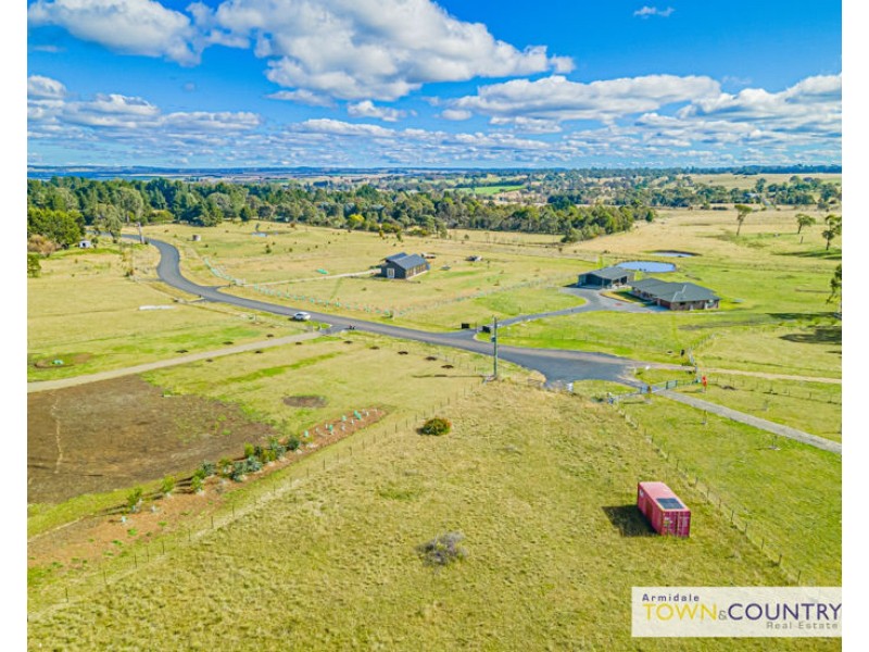 36 Lingerwood Place, Armidale NSW 2350