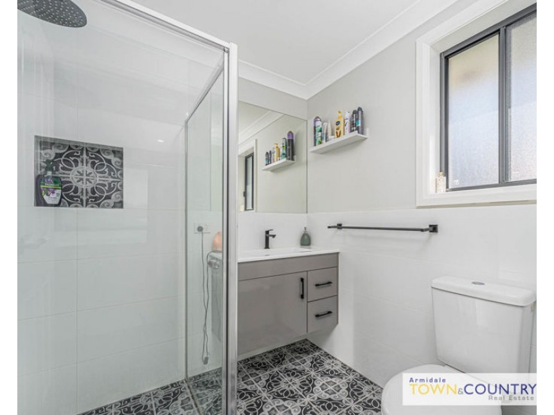 30 Sunrise Crescent, Armidale NSW 2350