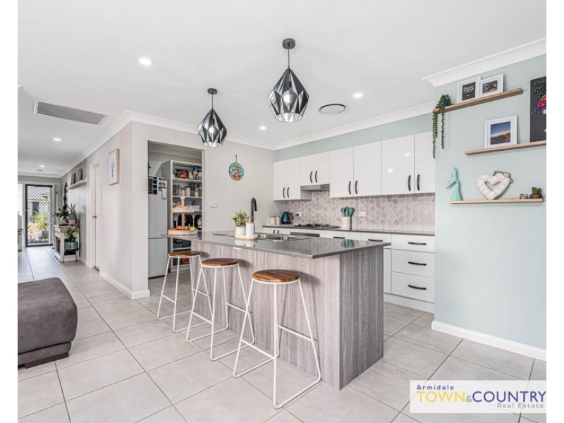 30 Sunrise Crescent, Armidale NSW 2350