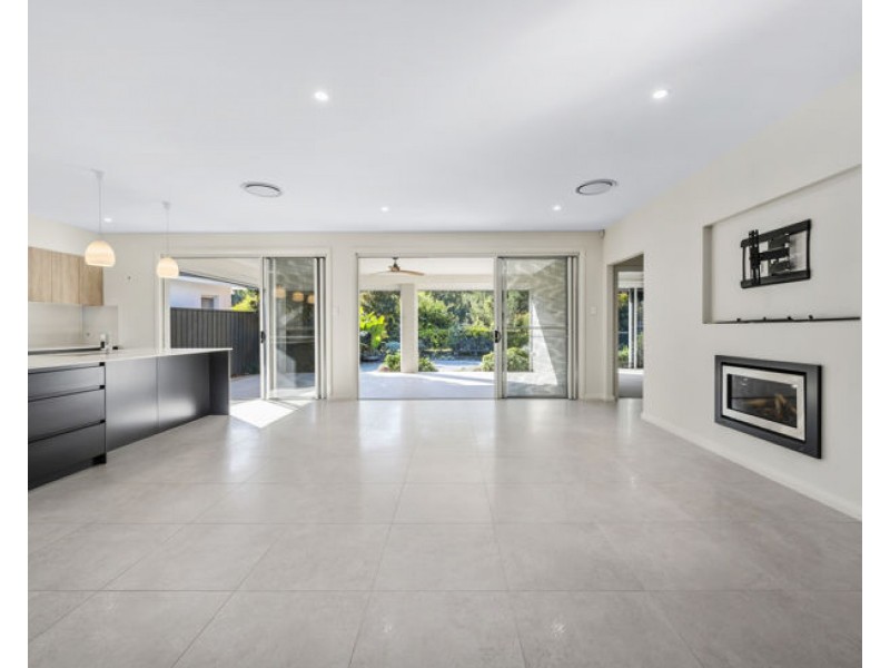 20 Red Gum Circuit, Sapphire Beach NSW 2450