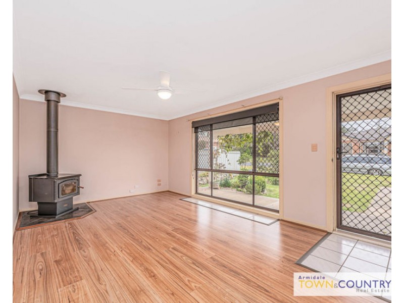 24 MacDonald Drive, Armidale NSW 2350
