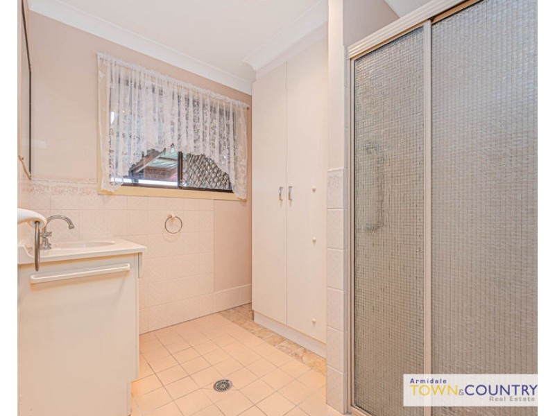 24 MacDonald Drive, Armidale NSW 2350