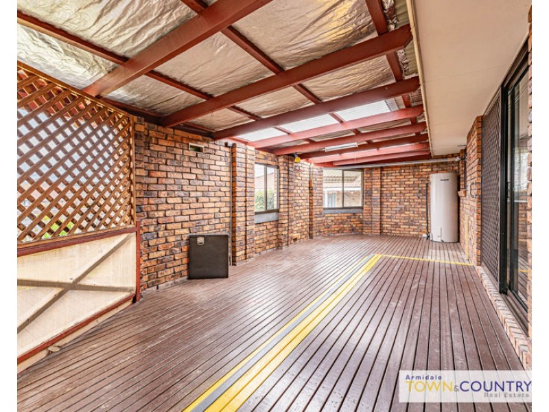 24 MacDonald Drive, Armidale NSW 2350