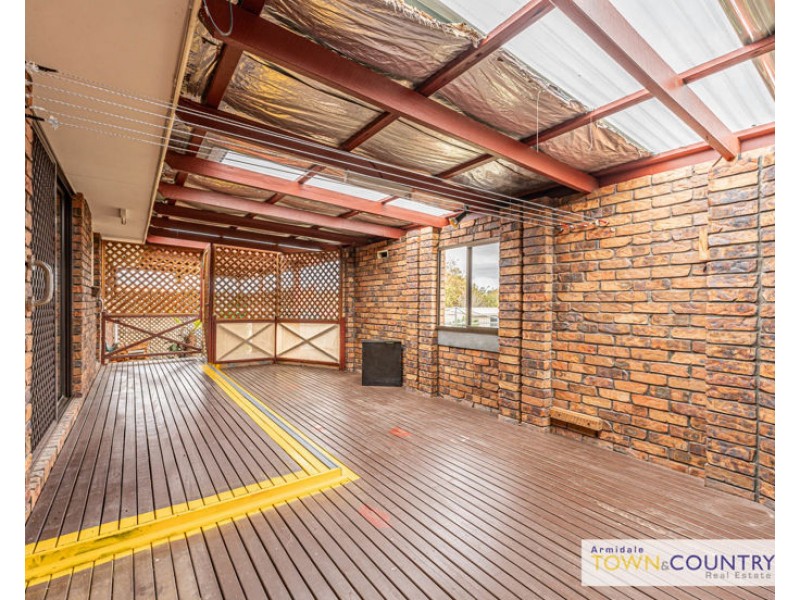 24 MacDonald Drive, Armidale NSW 2350