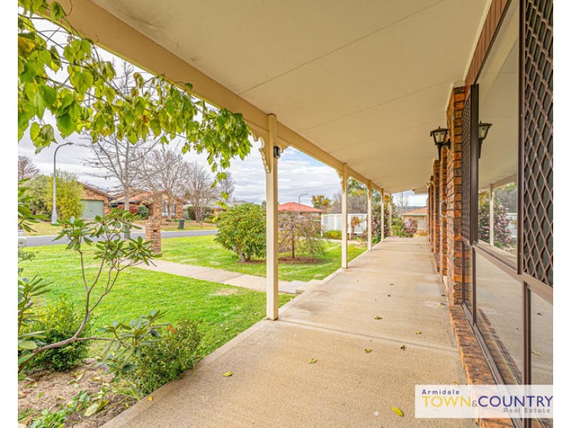 24 MacDonald Drive, Armidale NSW 2350