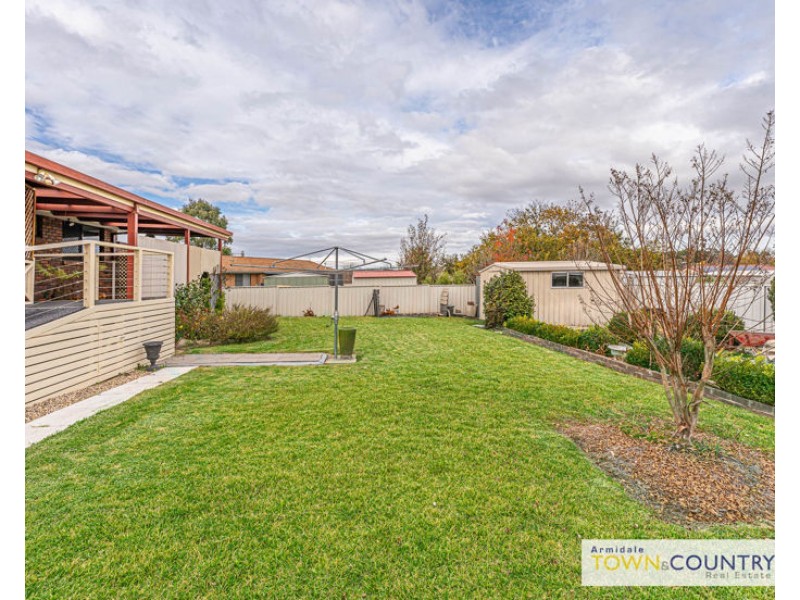 24 MacDonald Drive, Armidale NSW 2350