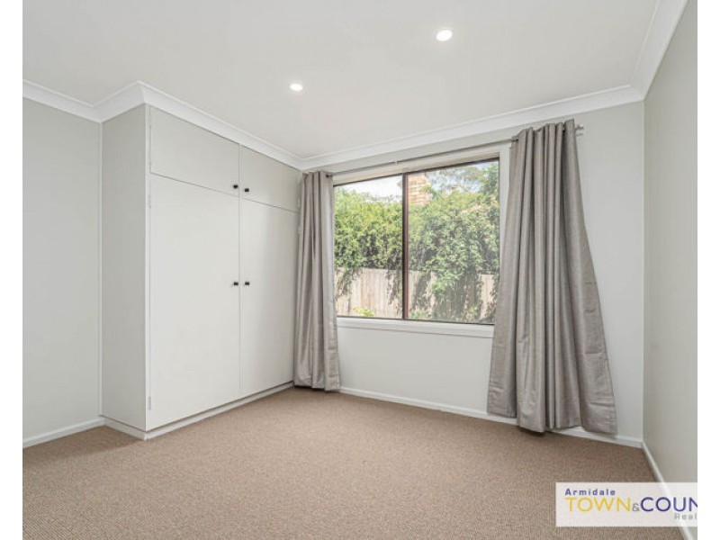 1/ 8 McKeon Avenue, Armidale NSW 2350